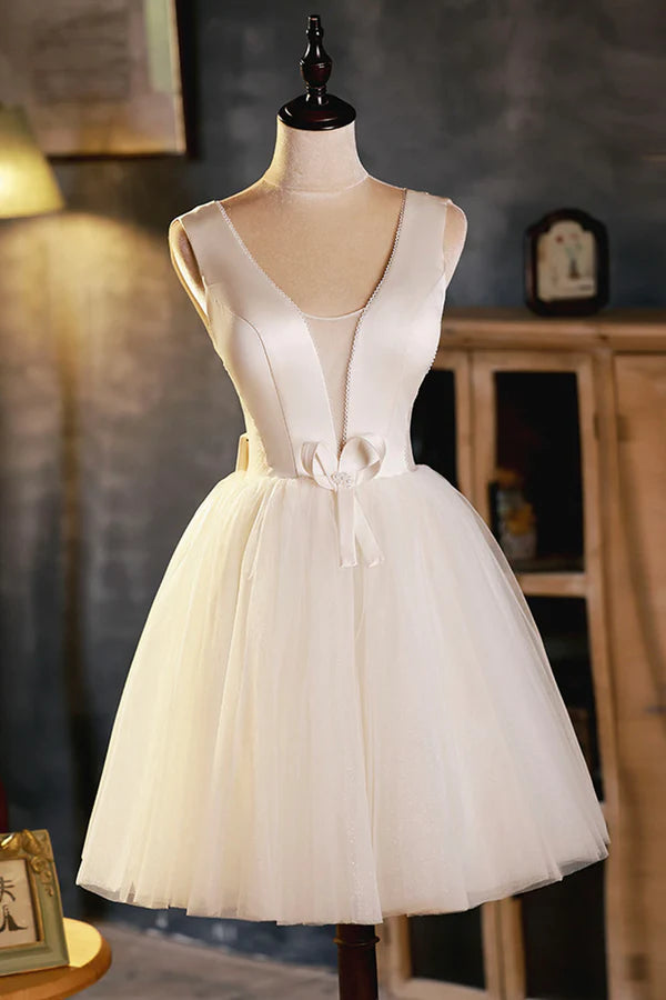 Wholesale Champagne V-Neck Tulle Short Prom Dress Champagne Homecoming Dress