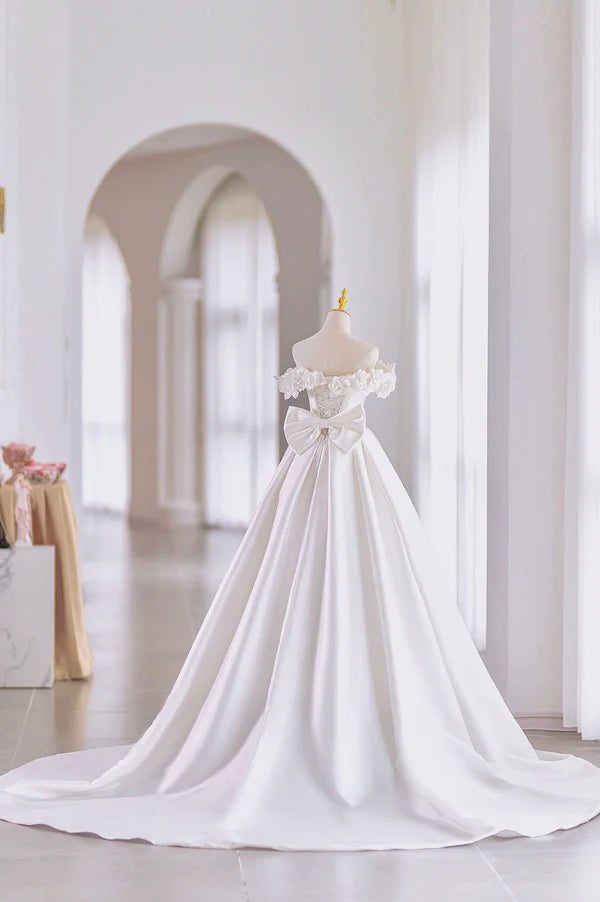 Wholesale White Satin Long A-Line Ball Gown Off the Shoulder Wedding Gown