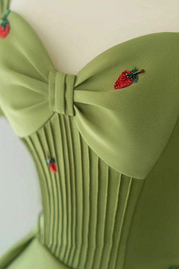 Wholesale Green A-Line Long Prom Dress Strawberry Lace Lovely Short Sleeve Evening Dress