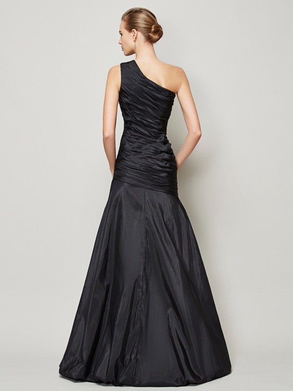 Wholesale A-Line/Princess One-Shoulder Sleeveless Pleats Long Taffeta Bridesmaid Dresses
