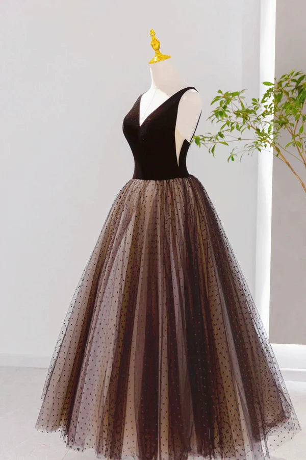 Wholesale Black V-neck Tulle Short Prom Dress A-Line Black Tea Length Party Dress