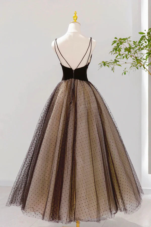 Wholesale Black V-neck Tulle Short Prom Dress A-Line Black Tea Length Party Dress