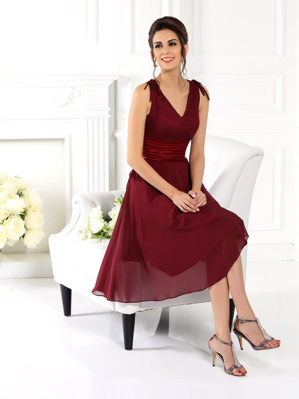 Wholesale A-Line/Princess V-neck Sleeveless Short Chiffon Bridesmaid Dresses