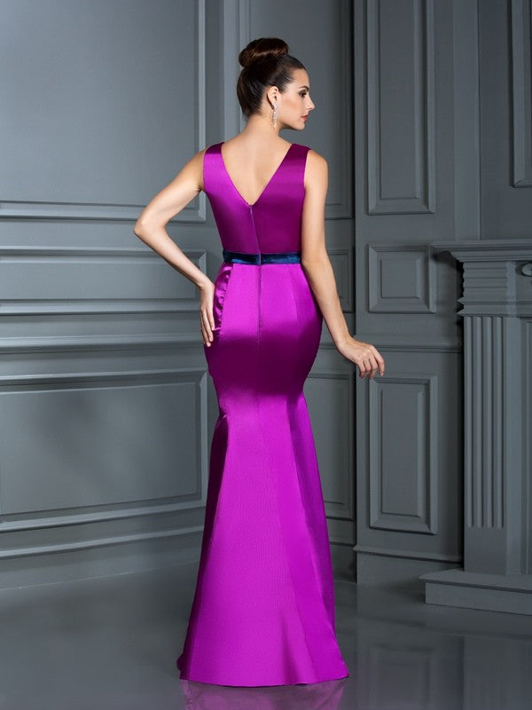 Wholesale Trumpet/Mermaid V-neck Hand-Made Flower Sleeveless Long Elastic Woven Satin Bridesmaid Dresses