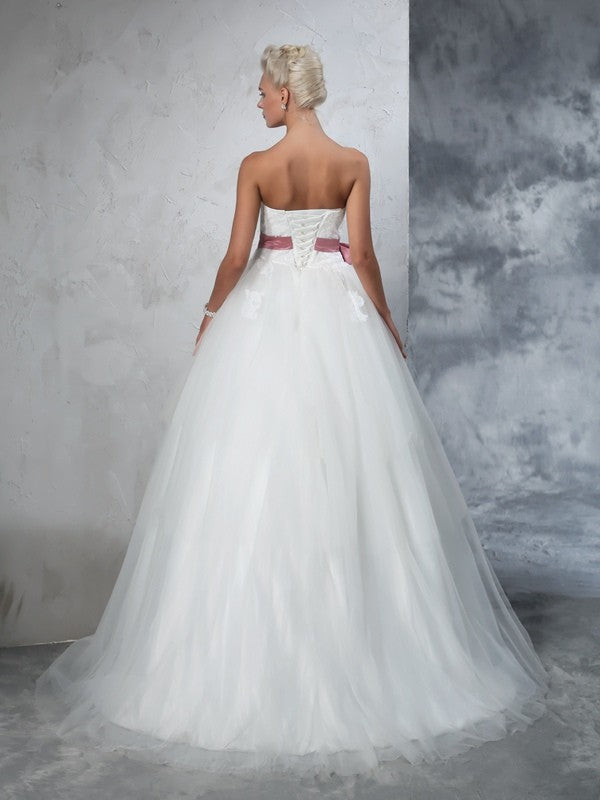 Wholesale Ball Gown Strapless Bowknot Sleeveless Long Net Wedding Dresses
