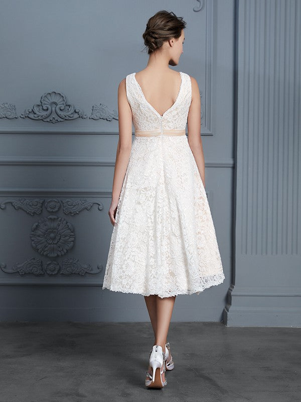 Wholesale A-Line/Princess V-neck Sleeveless Knee-Length Lace Bowknot Wedding Dresses