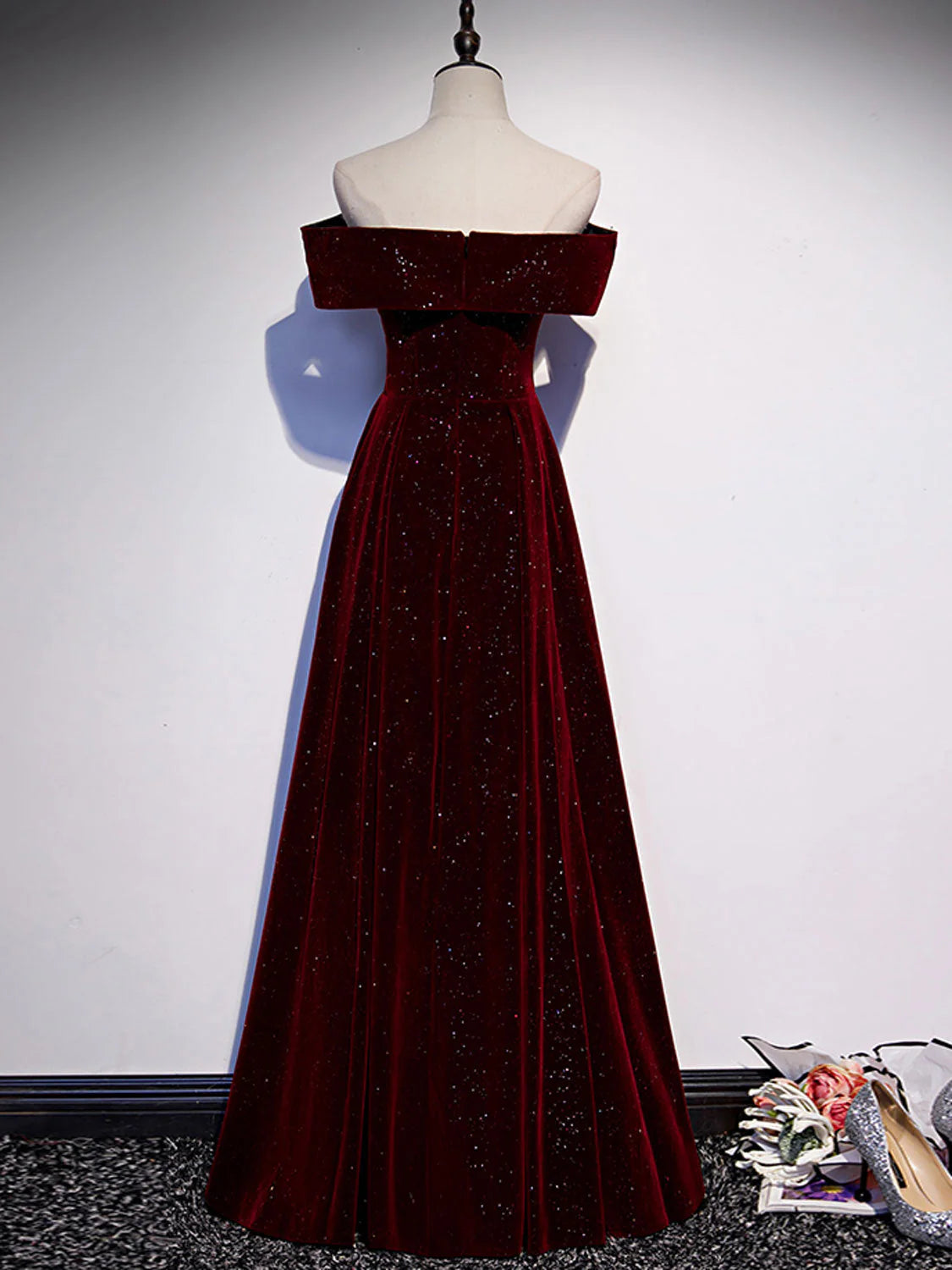 Wholesale A-Line Off Shoulder V Neck Velvet Burgundy Long Prom Dress Burgundy Long Formal Dress gowns evening dresses