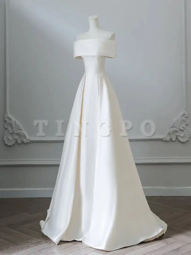 Wholesale A-Line Satin Light Champagne Long Prom Dress Light Champagne Formal Dress gowns evening dresses