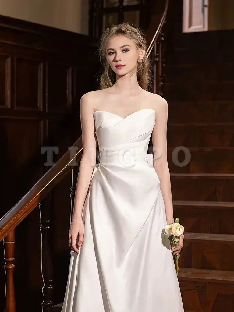 Wholesale A-Line Satin White Long Prom Dress White Long Formal Dress gowns evening dresses