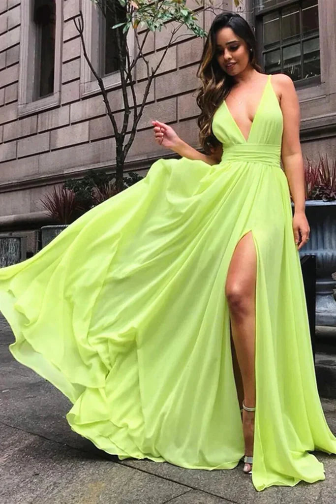 Wholesale Flowy A Line Chiffon V Neck Long Prom Dresses