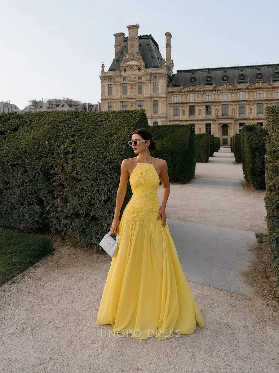 Elegant A-Line Halter Neck Floral Appliqué Chiffon A-Line Floor-Length Maxi Dress Prom Dress