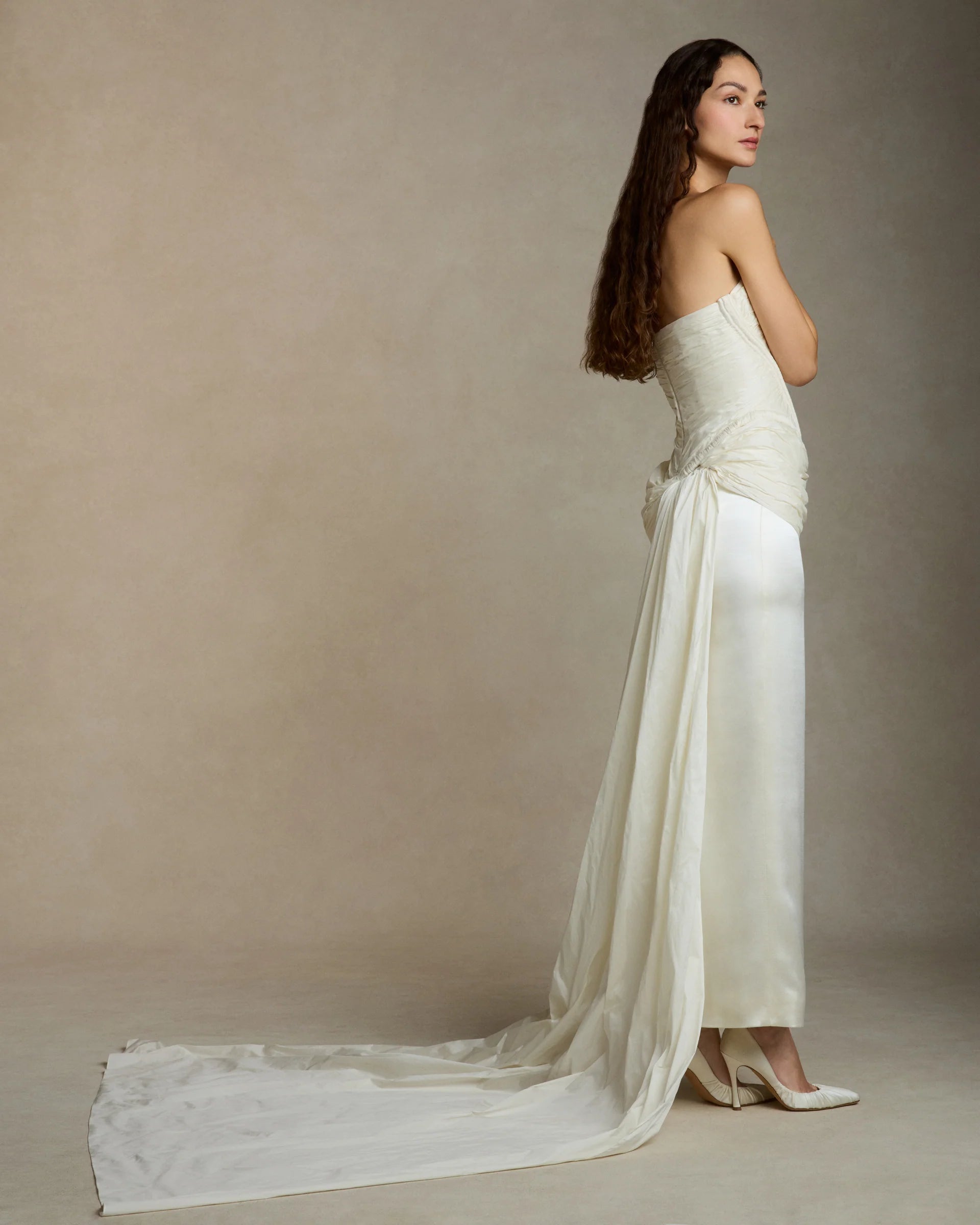 Elegant Ivory Silk Strapless Ruched Bodice Chapel Train Wedding Dress Prom Dress