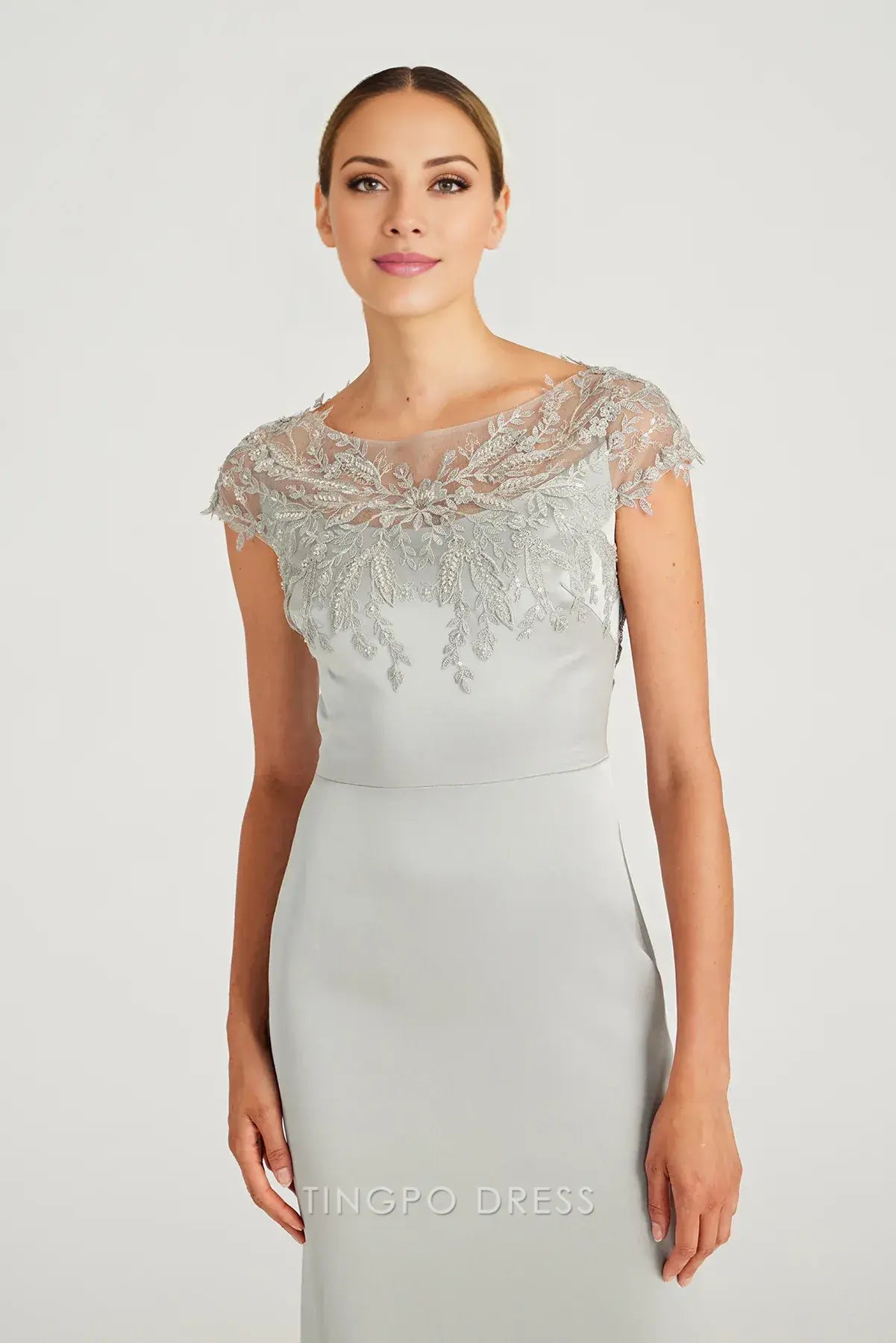 Elegant Lace-Embellished Cap-Sleeve Satin Mermaid Maxi Dress Prom Dress