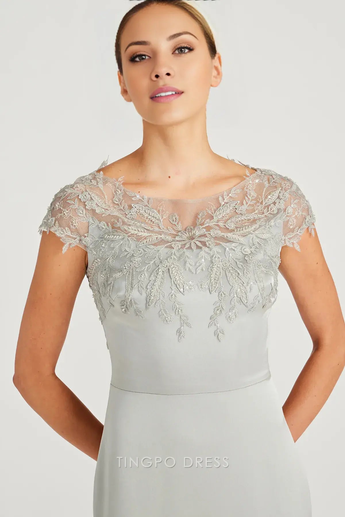 Elegant Lace-Embellished Cap-Sleeve Satin Mermaid Maxi Dress Prom Dress