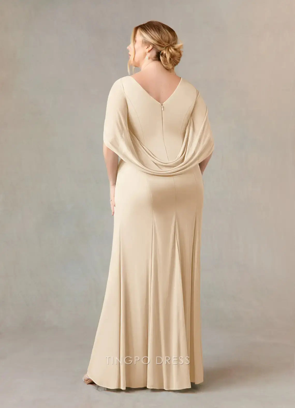 Elegant Plus size Mermaid/Trumpet Scoop Cap Sleeve V back Floor-Length Mother of the Bride Dress