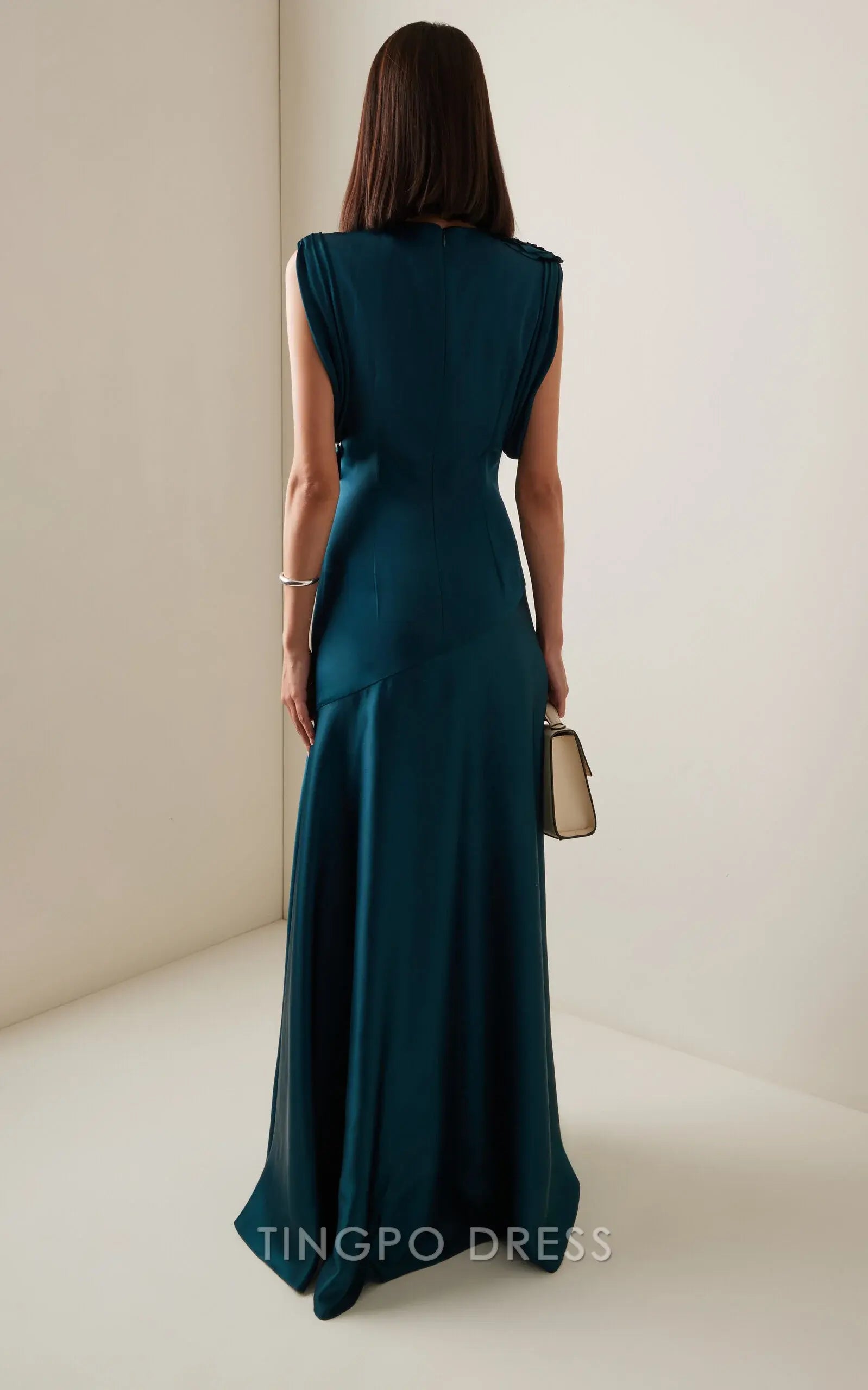 Elegant Sheath/Column Draped Neck Floral Applique Satin Maxi Dress Prom Dress