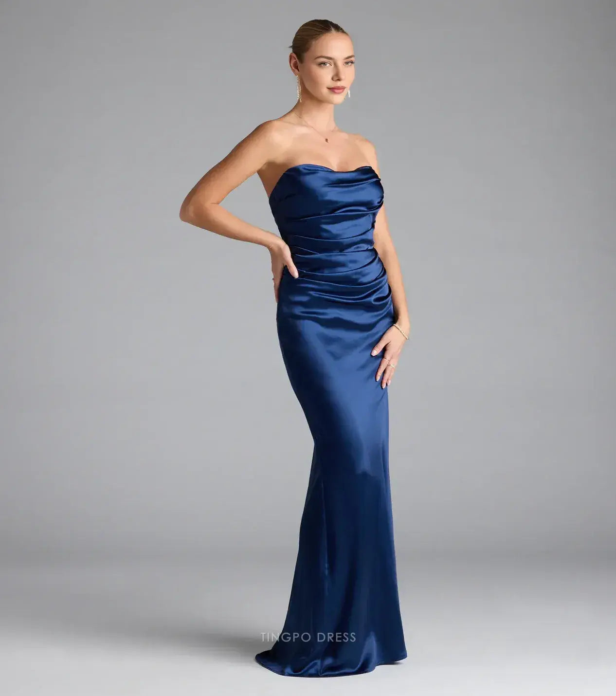 Elegant Sheath/Column Strapless Ruched Satin Mermaid Maxi Dress Prom Dress