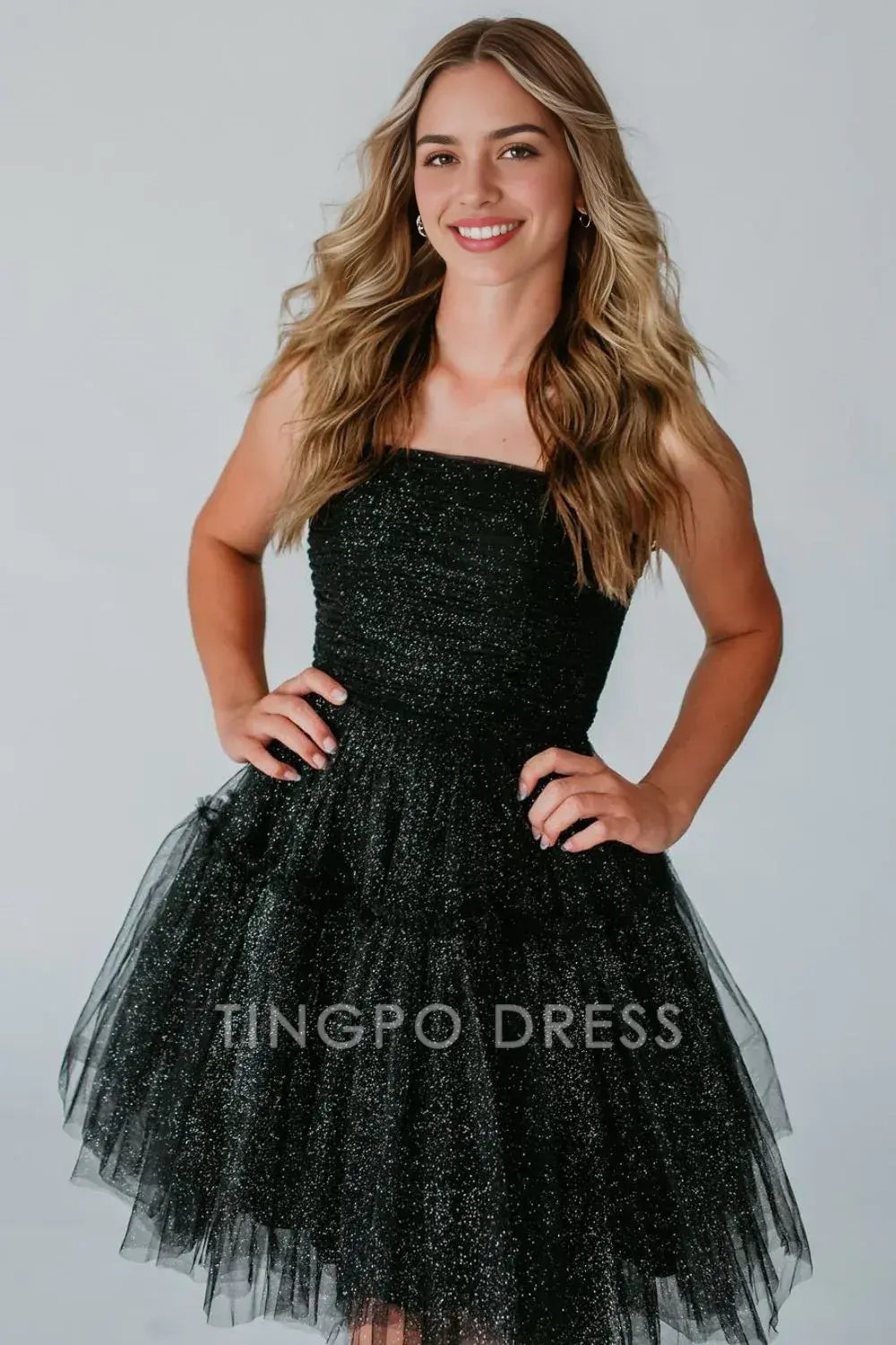 TingPo Wholesale Elegant Glitter Black A-Line Spaghetti Straps Lace Up Short Tulle Homecoming Dress formal wear dresses