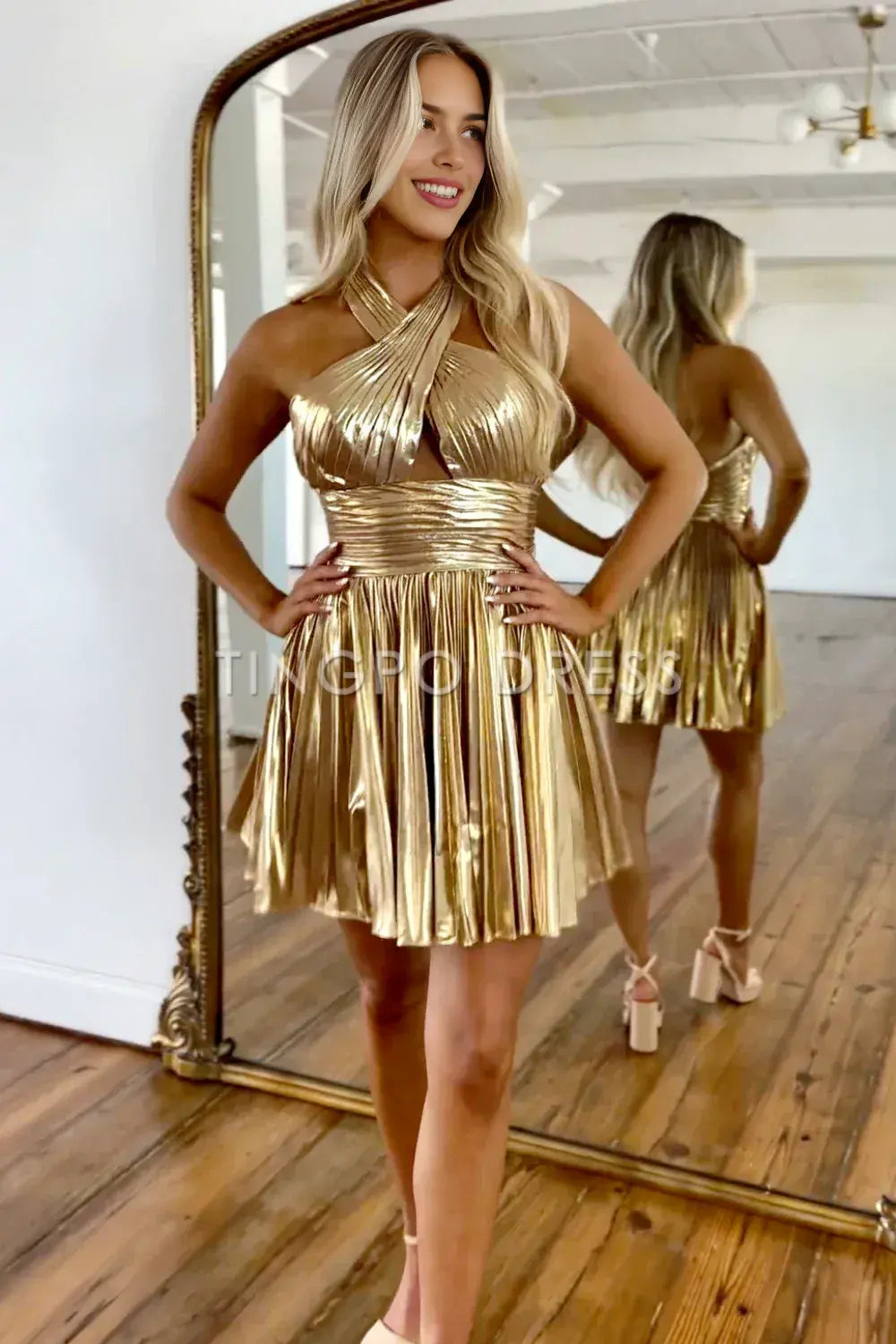 TingPo Wholesale Elegant Gold A-Line Halter Neck Short Metallic Homecoming Dress formal wear dresses