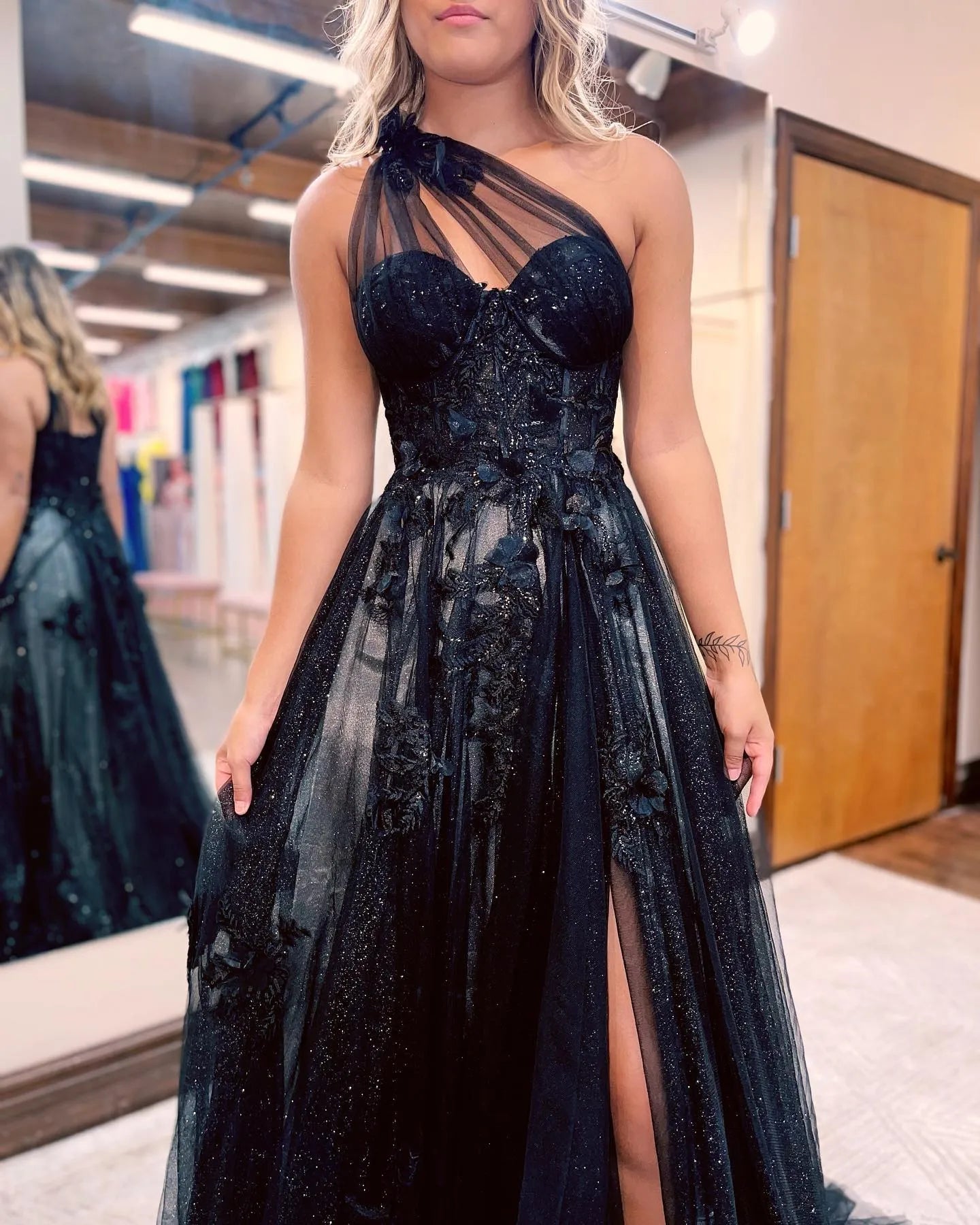 Wholesale Gorgeous A-Line One Shoulder Prom Dress With Appliques prom dresses shops