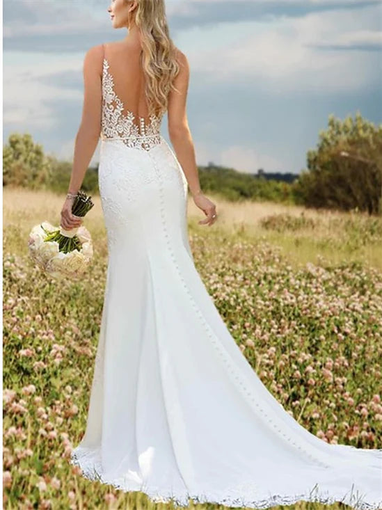 Wholesale Mermaid/Trumpet V-Neck Sleeveless Wedding Dresses Court Train With Appliques