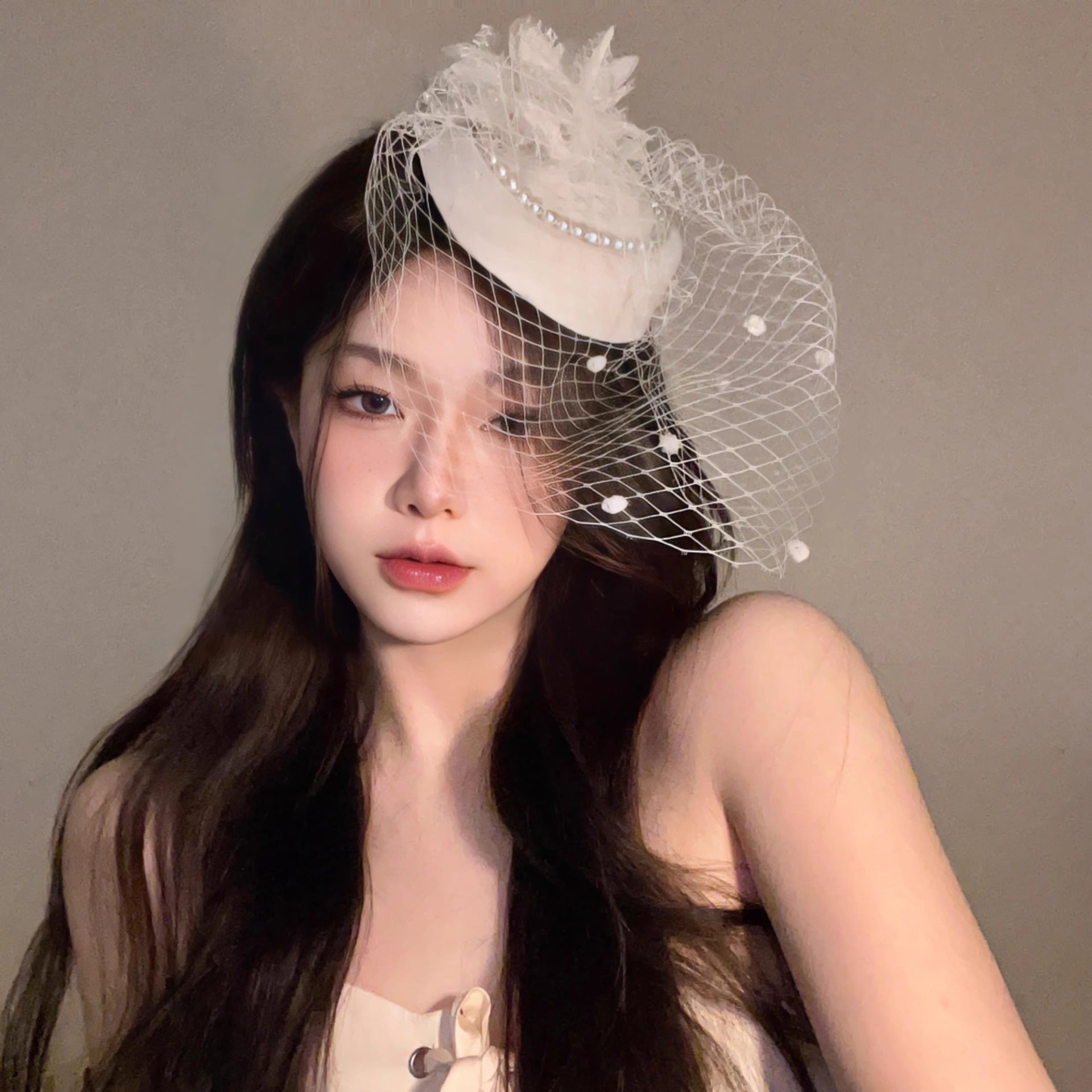 Wholesale Fascinators Hats Headwear 100% Wool Beret Hat Pillbox Hat Veil Hat Wedding Cocktail Elegant Wedding With Feather Tulle Headpiece Headwear