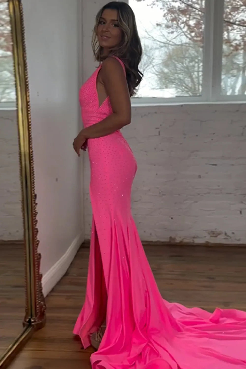 Wholesale Pink Mermaid V-Neck Zipper Back Long Beaded Prom Dress With Split