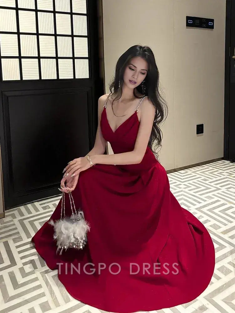 TingPo Wholesale Pretty A Line Spaghetti Straps Red Knee Length Prom Dresses Evening Gowns Birthday Dress
