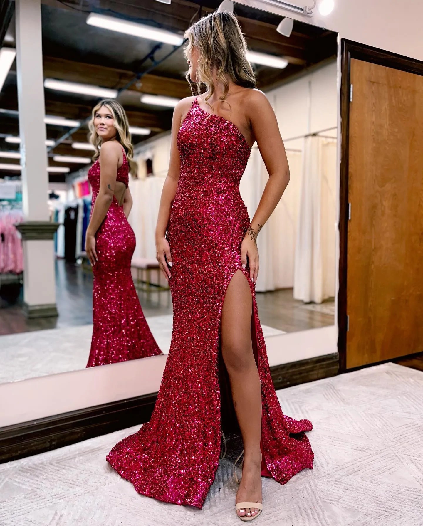 Wholesale Red One Shoulder Mermaid Glitter Prom Dress With Split prom dresses with long sleeves