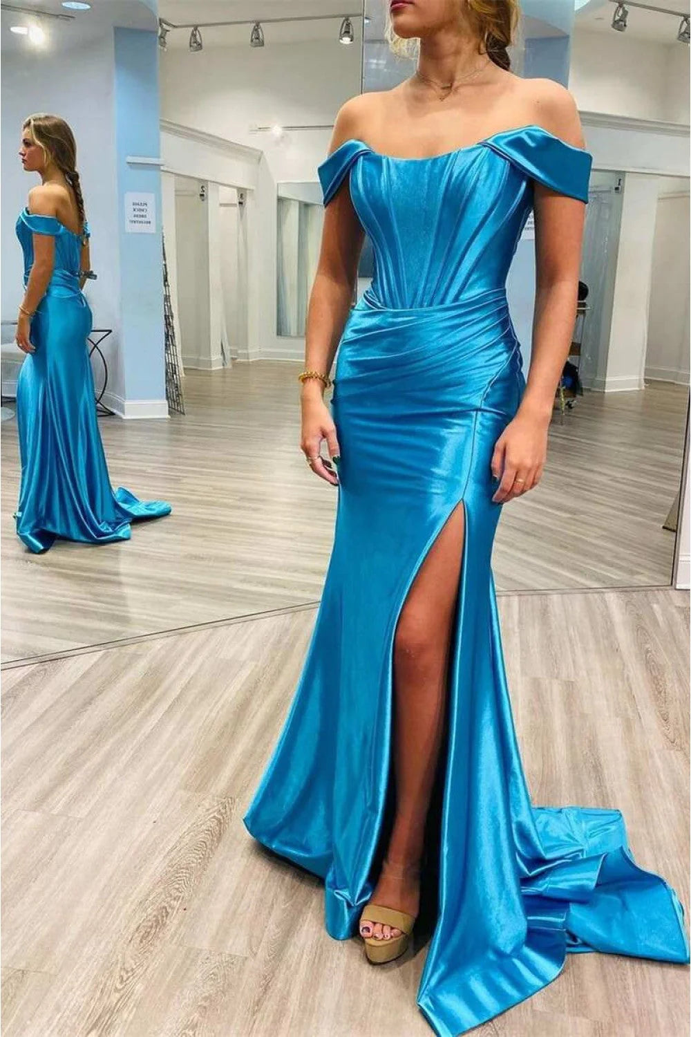 Wholesale Satin Prom Dresses Mermaid Off The Shoulder With Slit