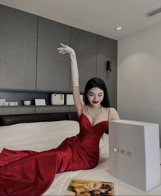 TingPo Wholesale Simple A line Spaghetti Straps Sleeveless Satin Red Prom Dresses Long Prom Dress