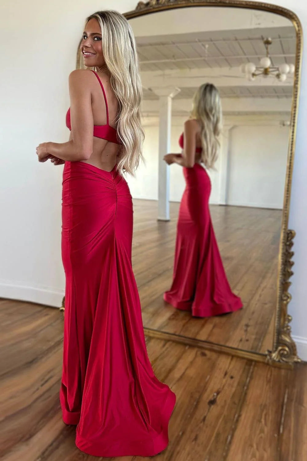 TingPo Wholesale Stylish Mermaid Spaghetti Straps Long Red Satin Prom Dress