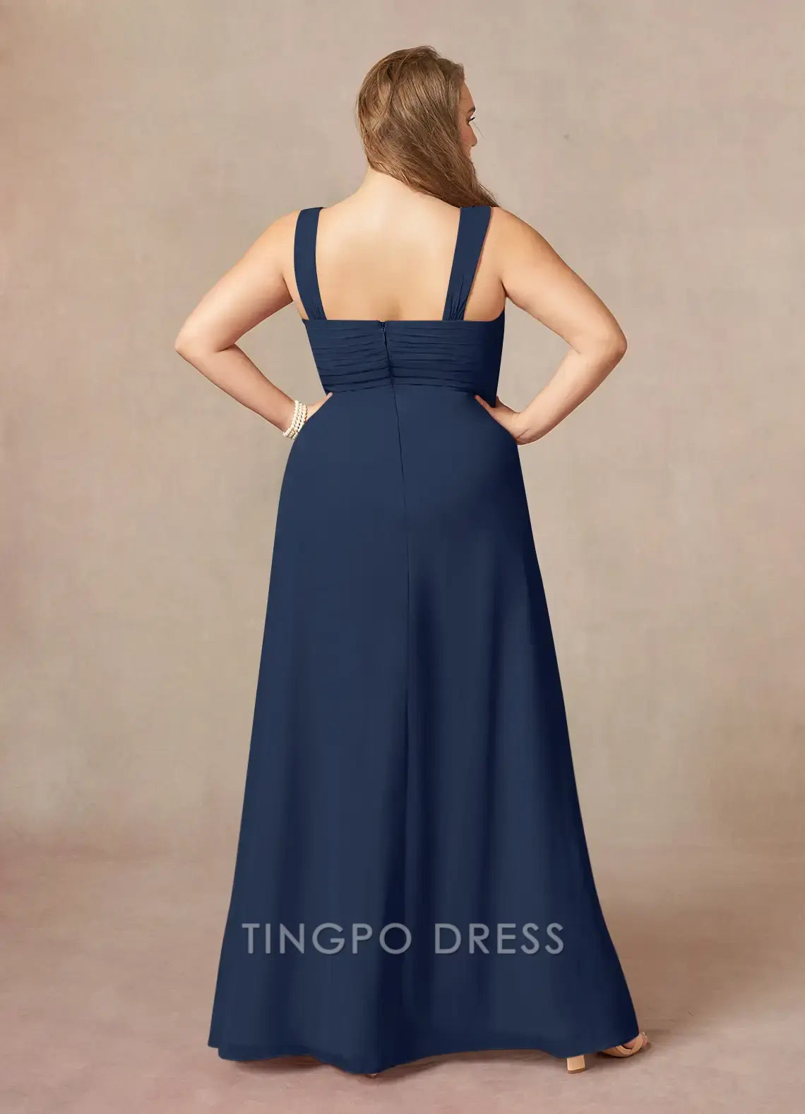 TingPo Wholesale Elegant Plus Size Mother of the Bride Dresses Dark Navy A-Line Square Neckline Pleated Chiffon Dress hot sale for ladies