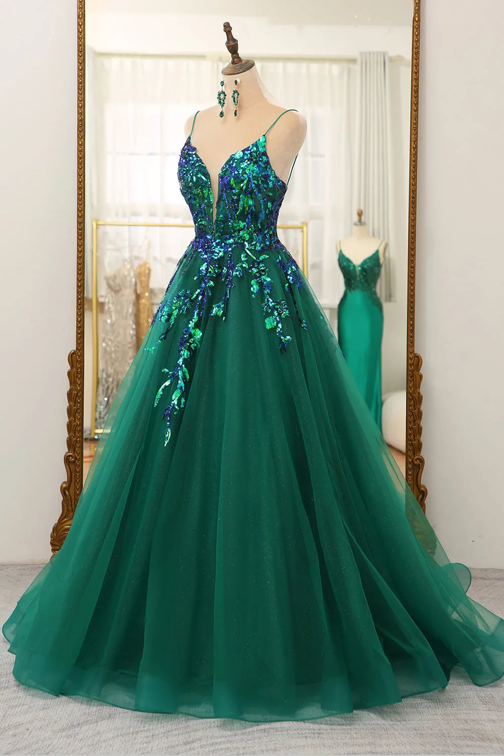 Wholesale Glitter Dark Green A-Line Tulle Spaghetti Straps Long Prom Dress With Sequin prom dresses with long sleeves