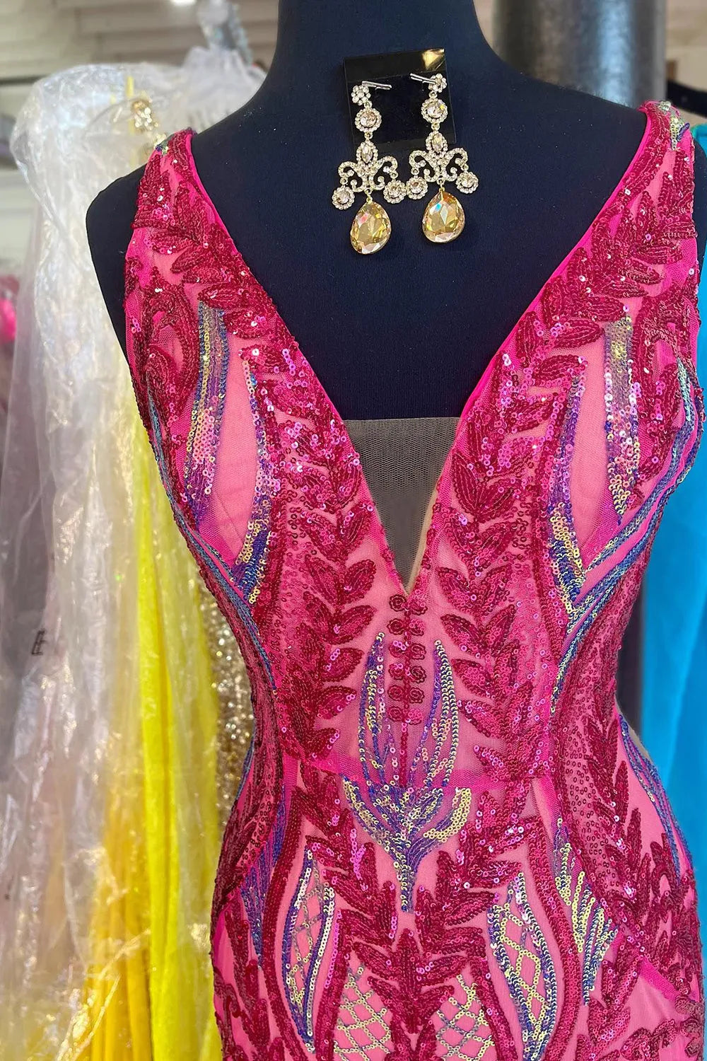 Wholesale Gorgeous Sparkly Mermaid V-Neck Long Prom Dress With Sequins