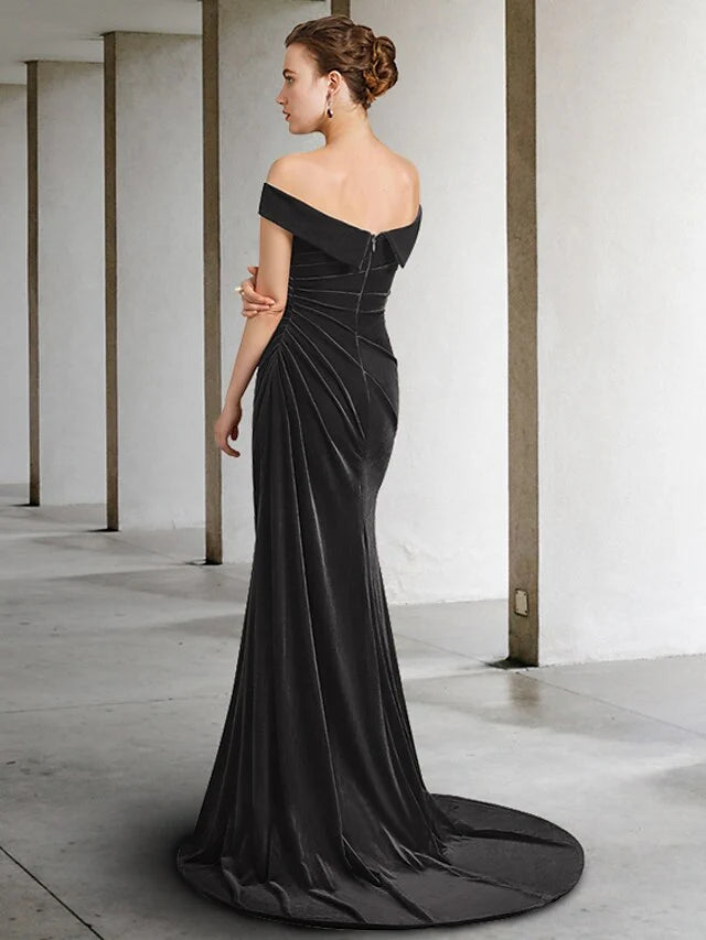 Wholesale Mother of the Bride Dress Elegant Off Shoulder Velvet Sleeveless with Draping