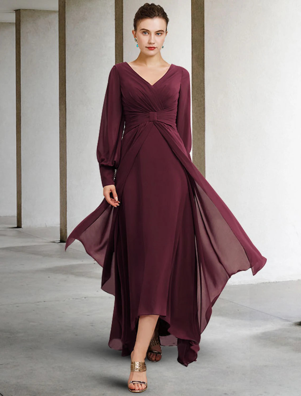 Wholesale  A-Line Mother of the Bride Dress Plus Size Elegant High Low V Neck Asymmetrical Floor Length Chiffon Long Sleeve with Pleats Ruched