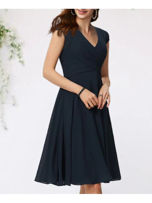 Wholesale A-Line Mother of the Bride Dress Elegant V Neck Knee Length Chiffon Cap Sleeve with Pleats Side-Draped Solid Color