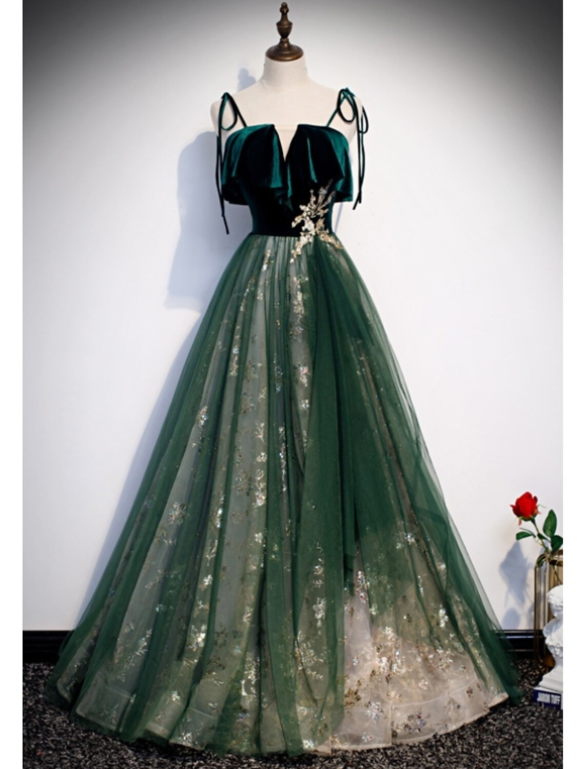 Wholesale  A-Line Glittering Luxurious Engagement Formal Evening Dress Spaghetti Strap Sleeveless Floor Length Organza with Sequin