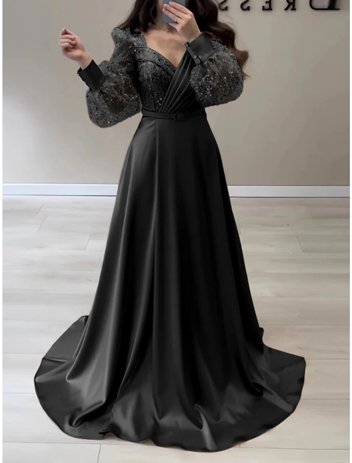 Wholesale A-Line Evening Gown Sparkle & Shine Black Dress Formal Fall Sweep / Brush Train Long Sleeve V Neck Satin with Glitter Pleats Strappy