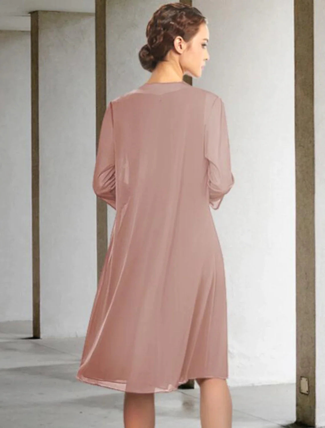 Wholesale Two Piece A-Line Mother of the Bride Dress Elegant Jewel Neck Knee Length Chiffon Sleeveless with Pleats