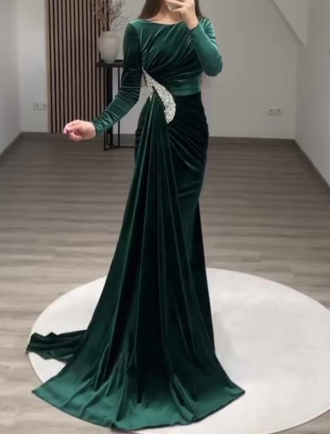 Wholesale Sheath Evening Gown Vintage Black Dress Plus Size Formal Velvet Christmas Red Green Dress Floor Length Long Sleeve Off Shoulder Fall Wedding Reception with Rhinestone Slit