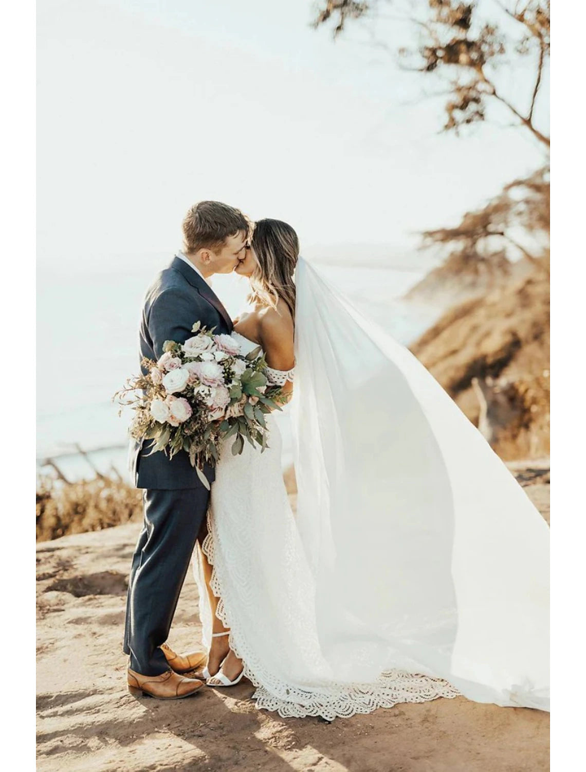 Wholesale One-tier Simple / Classic Style Wedding Veil Cathedral Veils with Pure Color 110.24 in (280cm) Chiffon