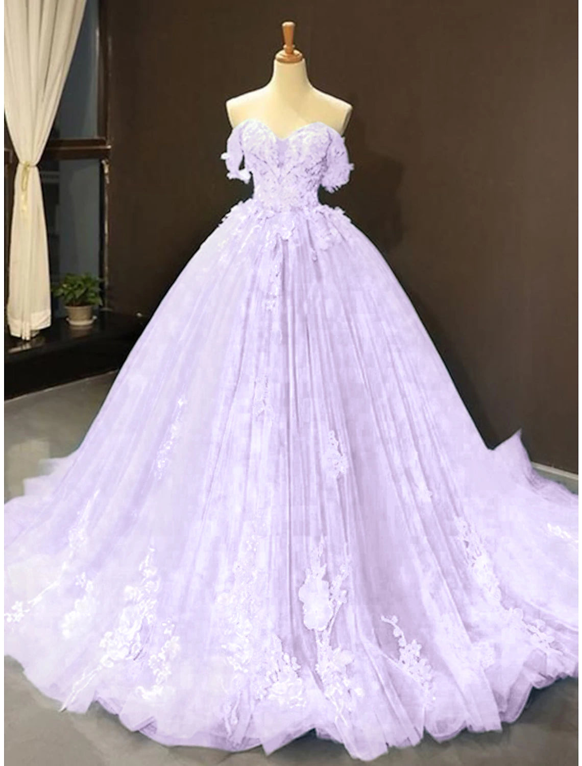 Wholesale  Ball Gown Prom Dresses Floral Wedding Dress Court Train Short Sleeve Sweetheart Lace with Pleats Appliques
