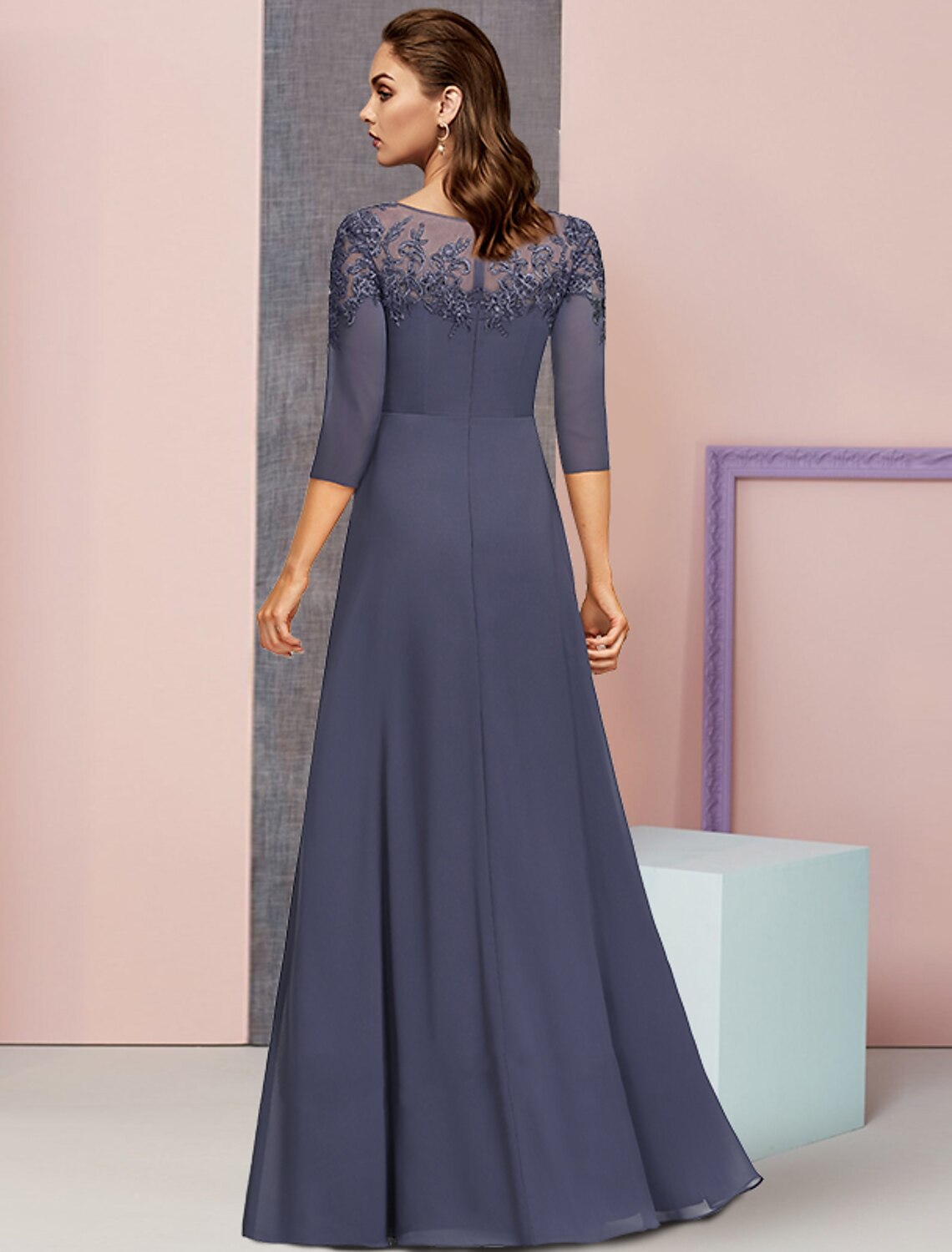 Wholesale  A-Line Mother of the Bride Dress Formal Elegant Jewel Neck Floor Length Chiffon Lace 3/4 Length Sleeve with Sequin Appliques