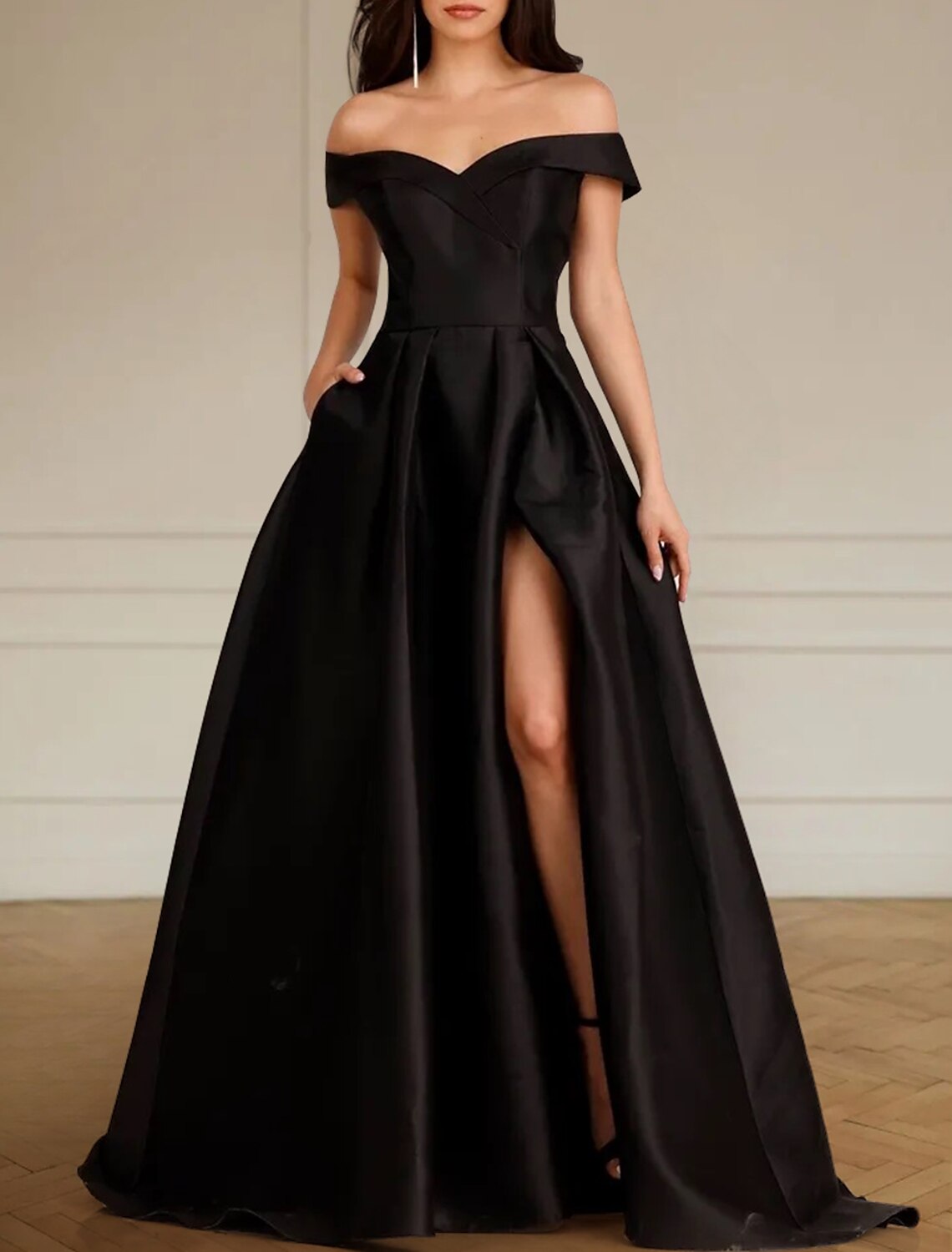 Wholesale Black Wedding Dresses Formal A-Line Off Shoulder Sleeveless Sweep / Brush Train Satin Fall Halloween Engagement Bridal Gowns With Pleats Split Front