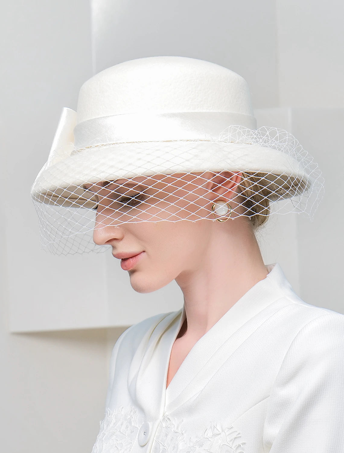 Wholesale Autumn and Winter New British Versatile Wool Women's Banquet Mesh Winter Hat