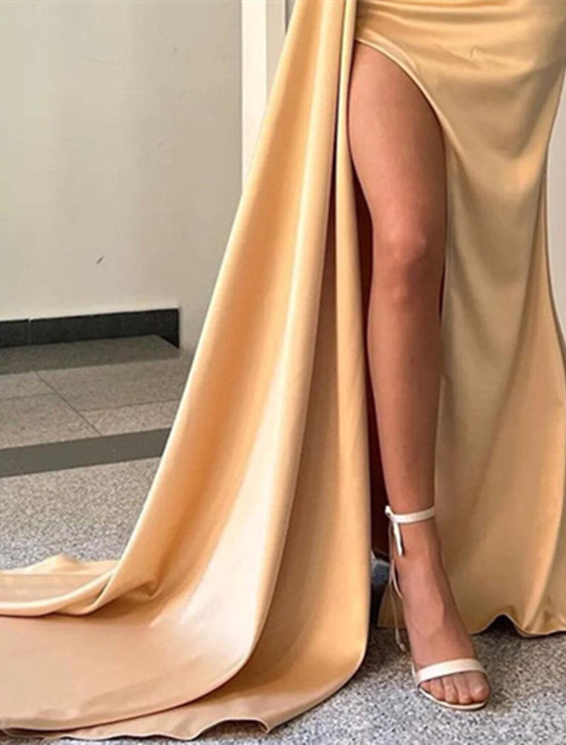 Wholesale Mermaid / Trumpet Evening Gown Sexy Dress Formal Wedding Guest Court Train Sleeveless Strapless Charmeuse with Ruched Slit