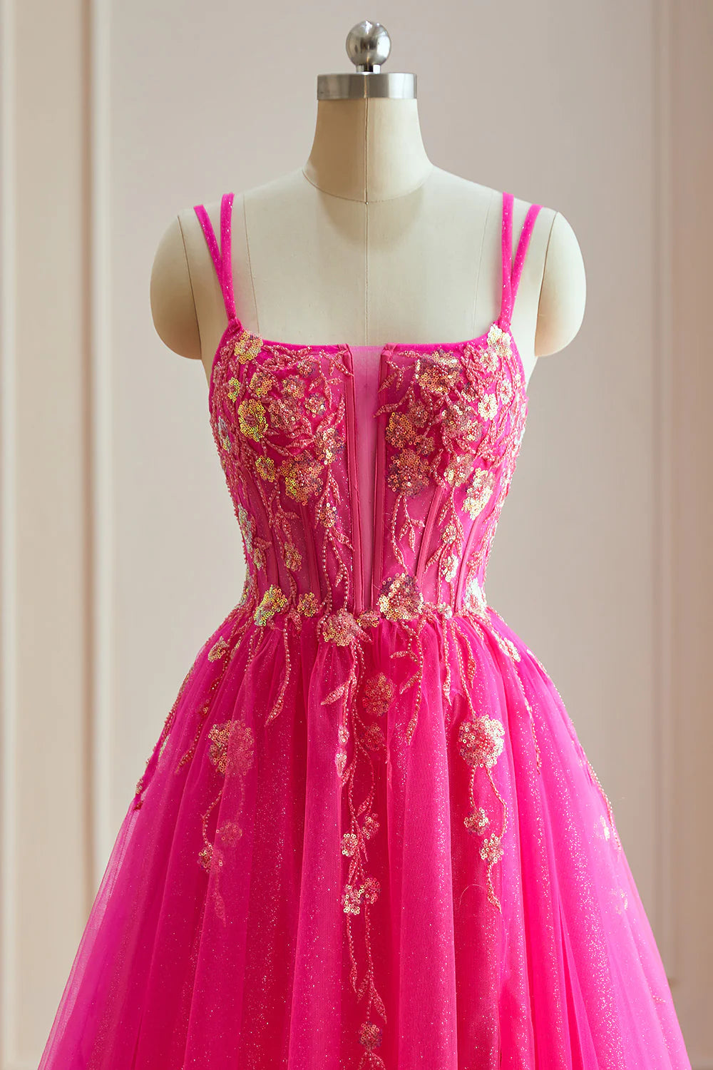 Wholesale Elegant A Line Spaghetti Straps Sleeveless Appliques Prom Dresses Dance Dresses