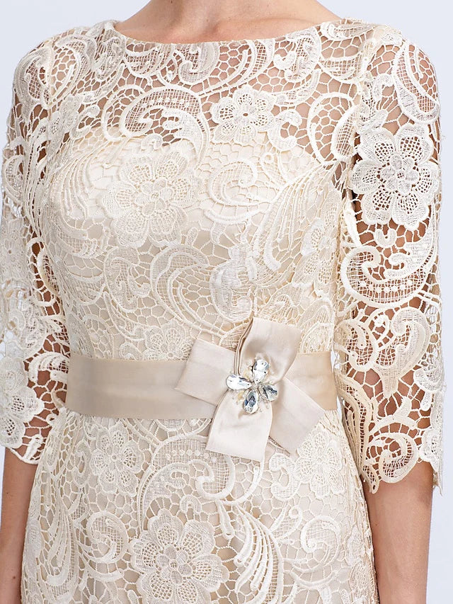 Wholesale Sheath / Column Mother of the Bride Dress Formal Wedding Guest Plus Size Elegant Illusion Neck Knee Length All Over Lace 3/4 Length Sleeve with Bow(s)